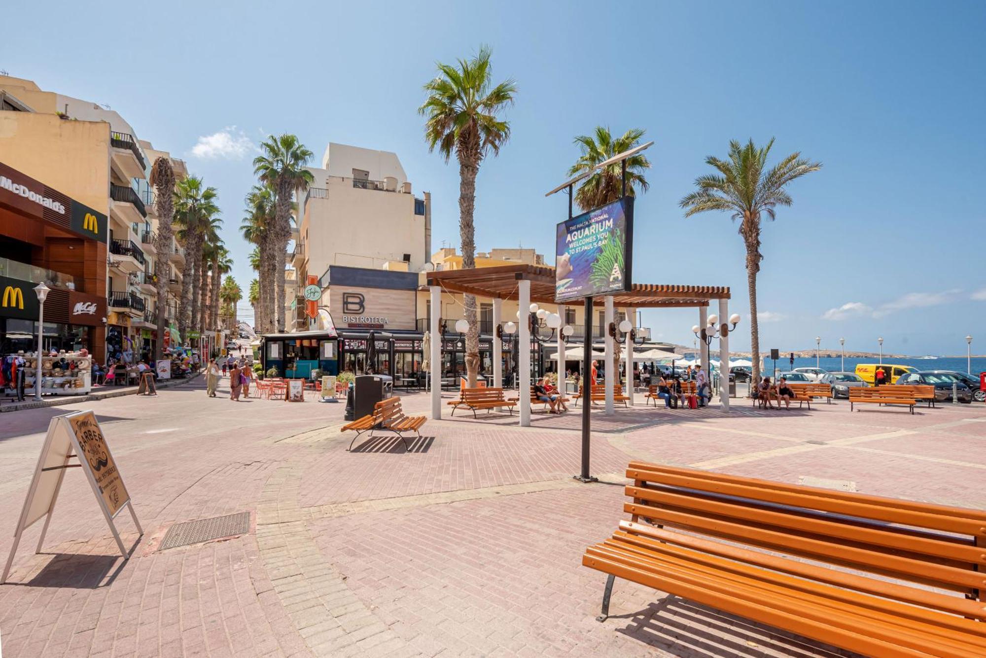 Islet Promenade Seafront Apartment With Large Corner Terrace By Getawaysmalta Bahía de San Pablo Exterior foto