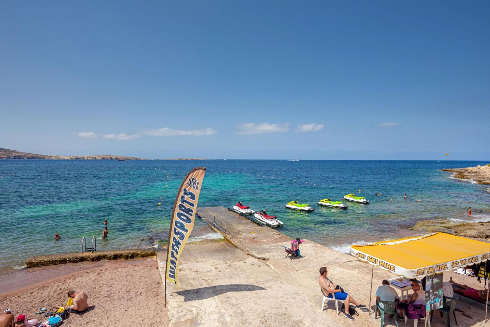 Islet Promenade Seafront Apartment With Large Corner Terrace By Getawaysmalta Bahía de San Pablo Exterior foto