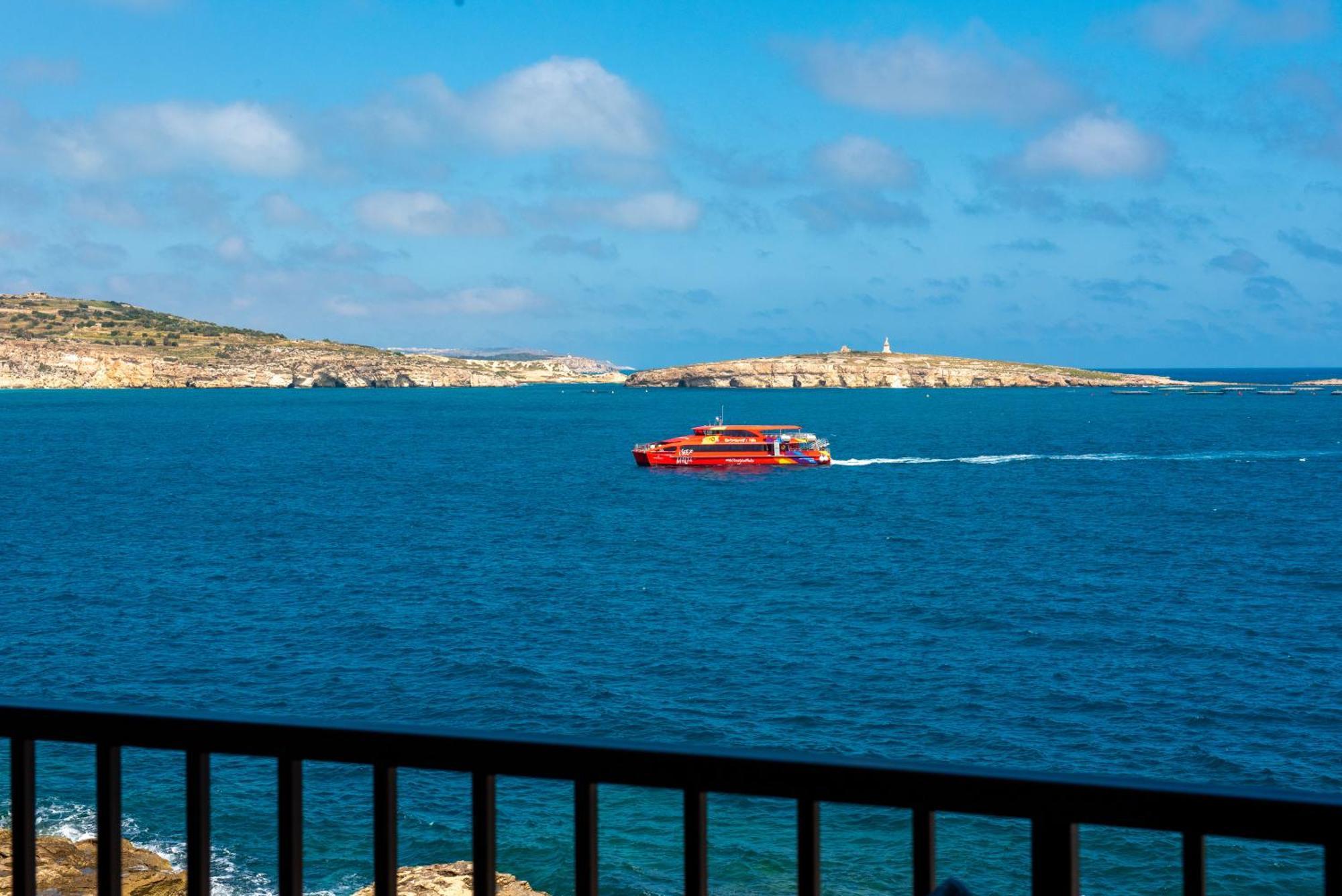 Islet Promenade Seafront Apartment With Large Corner Terrace By Getawaysmalta Bahía de San Pablo Exterior foto